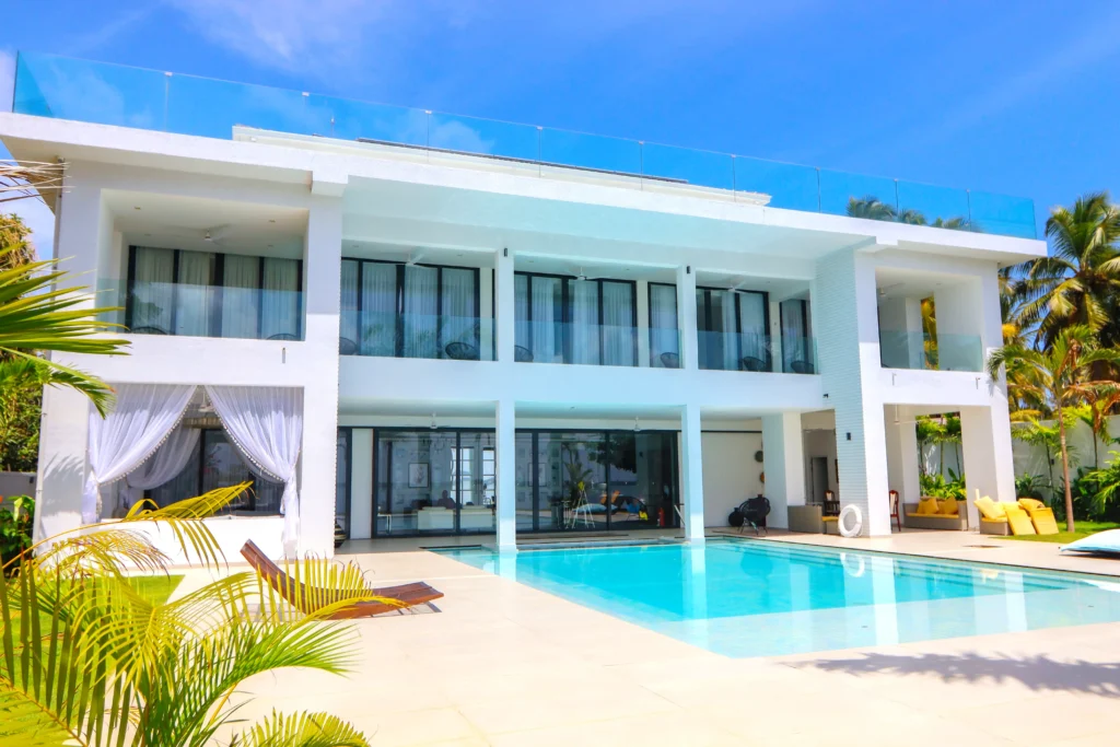 Best villa near me with pool for a luxury stay in Negombo